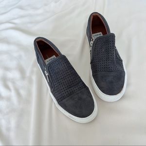 Report by Steve Madden ALEXA SLIP-ON